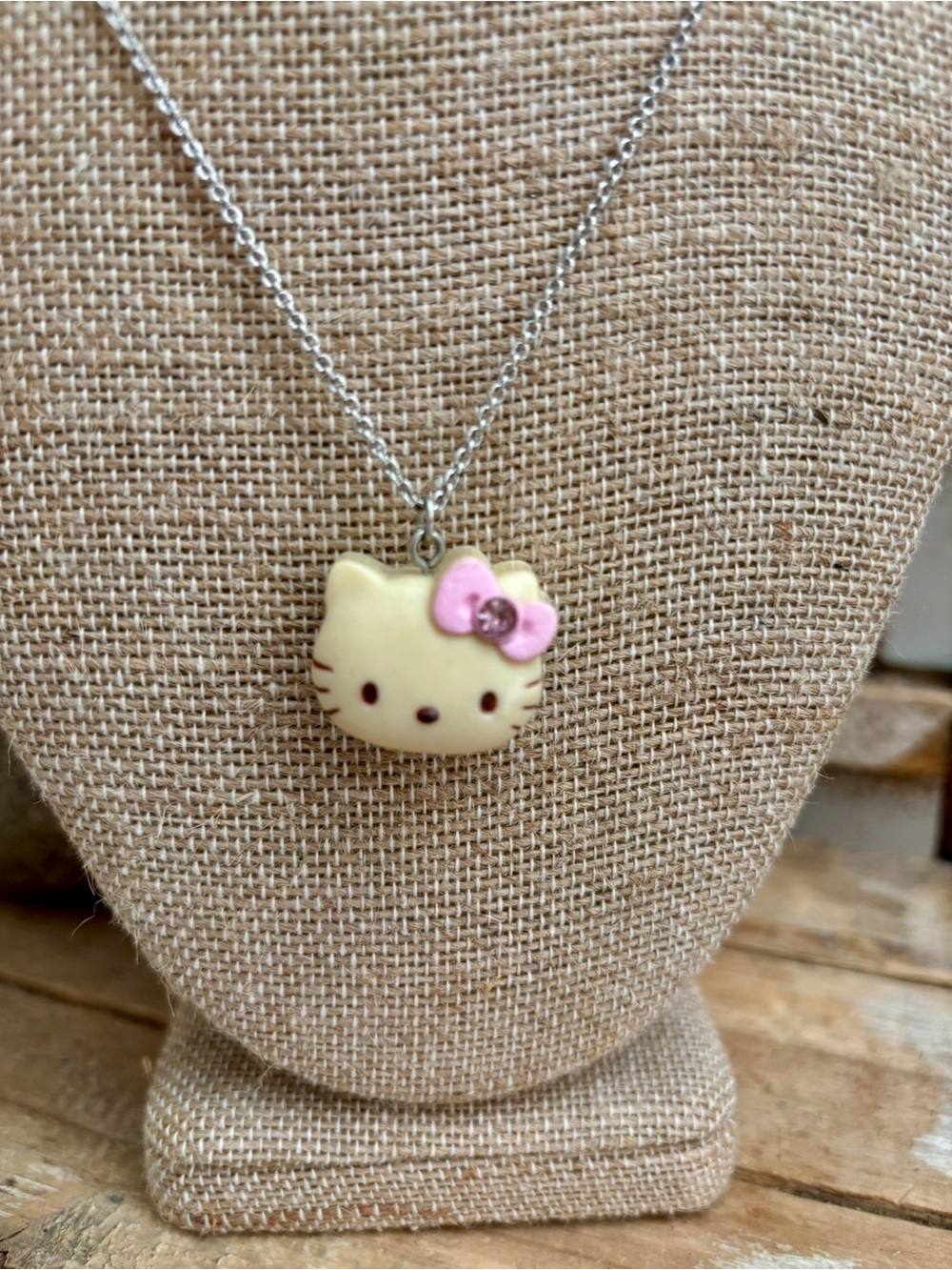 Vtg. Sanrio 1976 Hello Kitty Crystal Bow HK Head Necklace NEW!